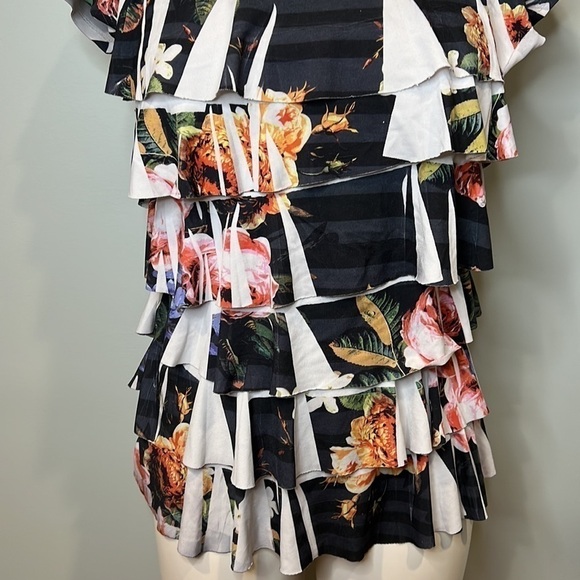 Women’s Ruffle Top - Picture 3 of 13